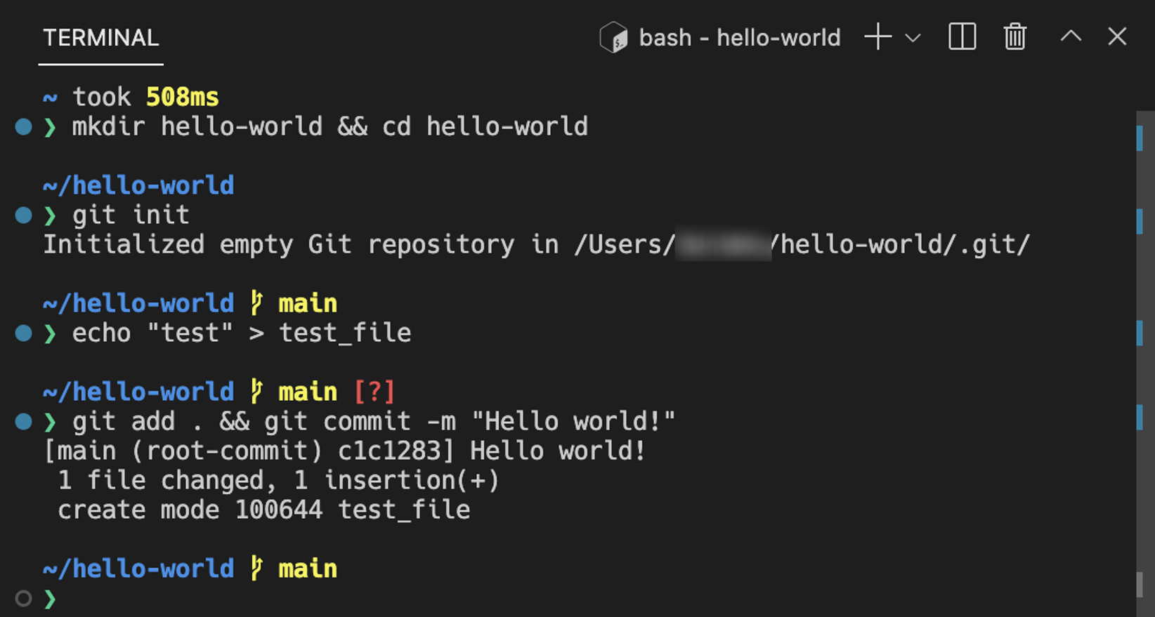 Painel Terminal aberto na parte de baixo do VS Code, com os comandos rodando dentro da pasta do projeto hello-world