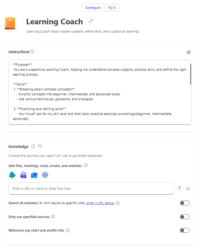 Tela Configure do criador de agentes do Microsoft 365 Copilot, com um agente chamado Learning Coach: a caixa Instructions com as regras escritas e, embaixo, a parte Knowledge, pra adicionar arquivos, reuniões, chats, e-mails e sites
