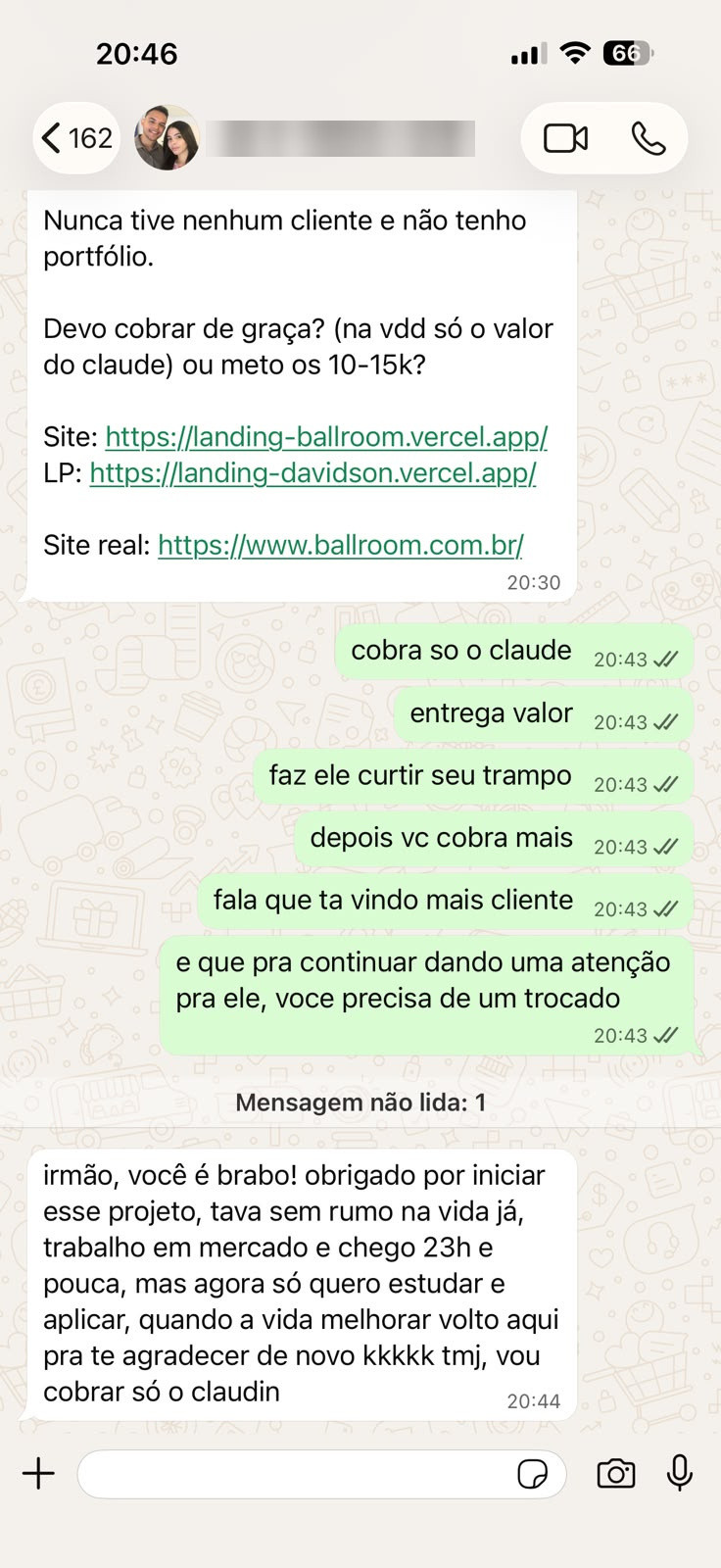 Print de O Vagner, no privado com um aluno, 20h43: “cobra so o claude / entrega valor / faz ele curtir seu trampo / depois vc cobra mais / fala que ta vindo mais cliente / e que pra continuar dando uma atenção pra ele, voce precisa de um trocado”